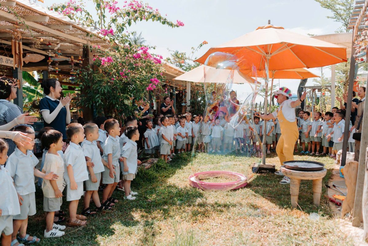 Biểu Diễn Bóng Xà Phòng Đà Nẵng