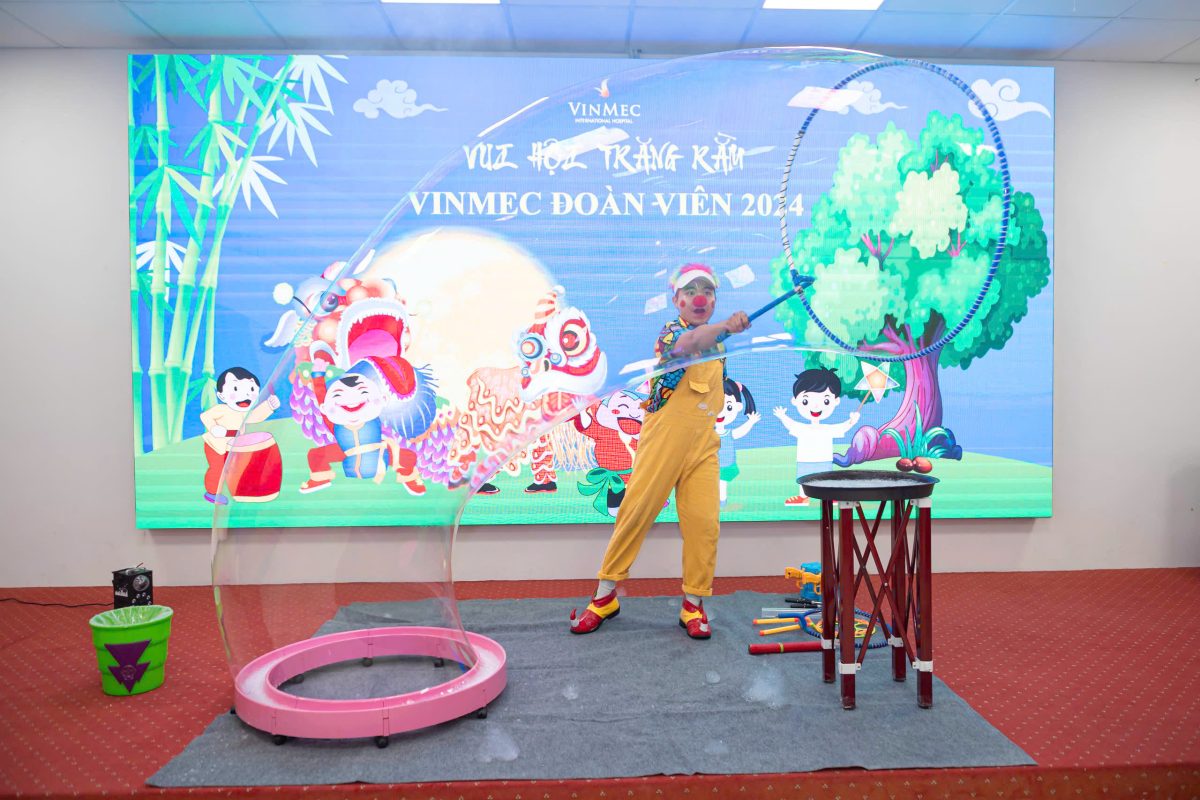 Biểu Diễn Bóng Xà Phòng